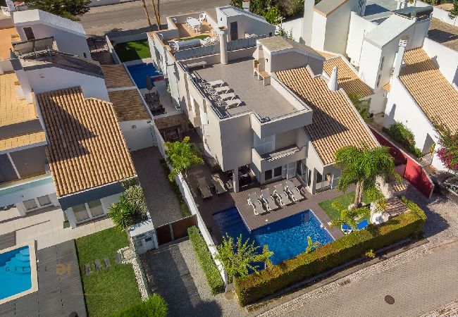 Vila em Vilamoura - Villa Oriente - Greice Homes 