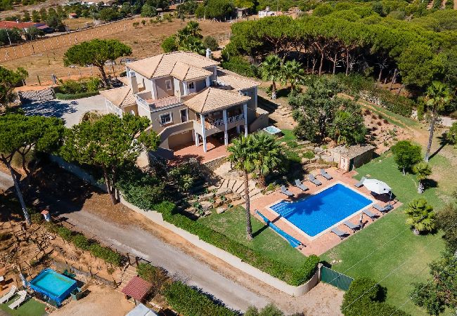 Vila em Quarteira - Luxuosa V5 para férias em Quarteira-Greice Homes 
