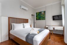 Apartamento em Rio de Janeiro - Para famílias, 3 minutos da praia de Copacabana | SL501