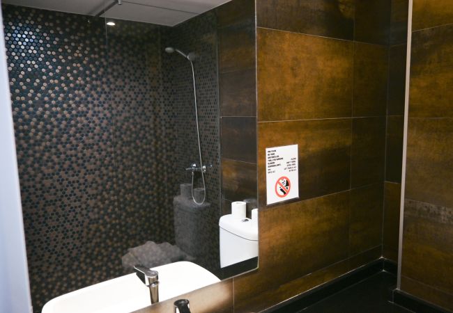 Apartamento em Madrid - Céntrica y amplia vivienda de 4 dormitorios en La Latina Apartamento em Madrid - Céntrica y amplia vivienda de 4 dormitorios en La Latina