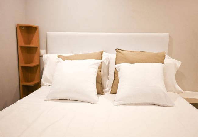 Apartamento em Madrid - Céntrica y amplia vivienda de 4 dormitorios en La Latina Apartamento em Madrid - Céntrica y amplia vivienda de 4 dormitorios en La Latina
