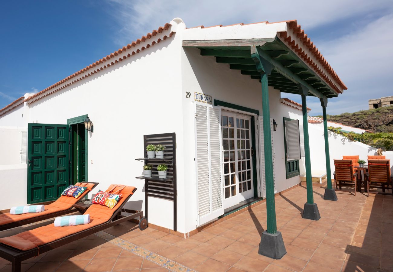 Casa geminada em Arico - Luma Abades