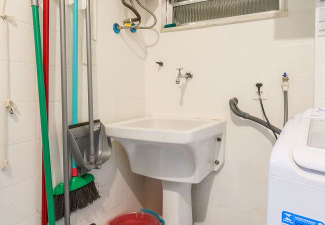 Apartamento em Rio de Janeiro - VIV203|2 quartos, 5 minutos da praia de Copacabana Apartamento em Rio de Janeiro - VIV203|2 quartos, 5 minutos da praia de Copacabana