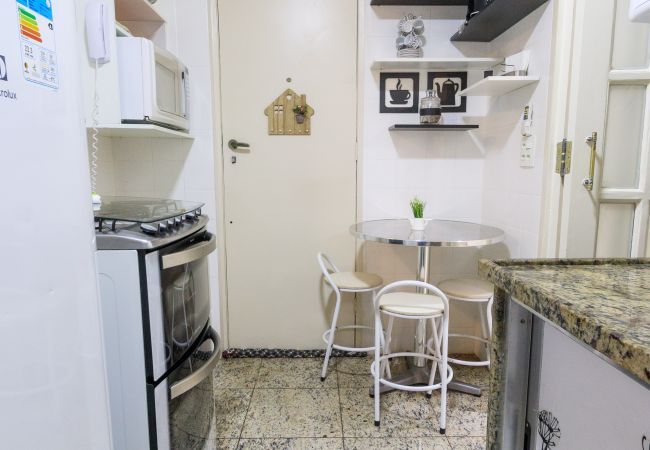 Apartamento em Rio de Janeiro - VIV203|2 quartos, 5 minutos da praia de Copacabana Apartamento em Rio de Janeiro - VIV203|2 quartos, 5 minutos da praia de Copacabana