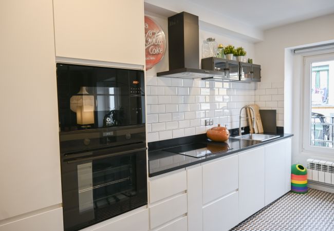 Apartamento em Madrid - Agradable Apartamento de 2 Dormitorios y 2 baños en el Barrio Universidad Apartamento em Madrid - Agradable Apartamento de 2 Dormitorios y 2 baños en el Barrio Universidad
