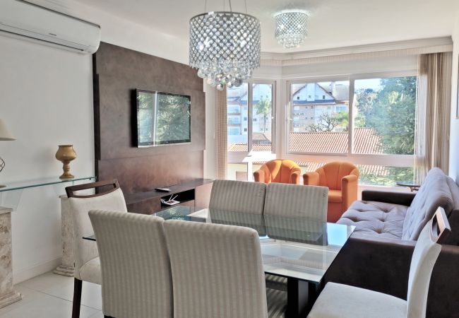 Apartamento em Gramado - Apto moderno 2 suítes a 100m da R Coberta!