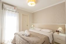 Apartamento em Gramado - Cobertura Alto Padrão 3 Suítes a 500m da R Coberta