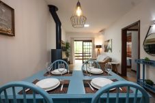 Apartamento em Gramado - 1 Dormitório Acolhedor a 80m do Lago Negro