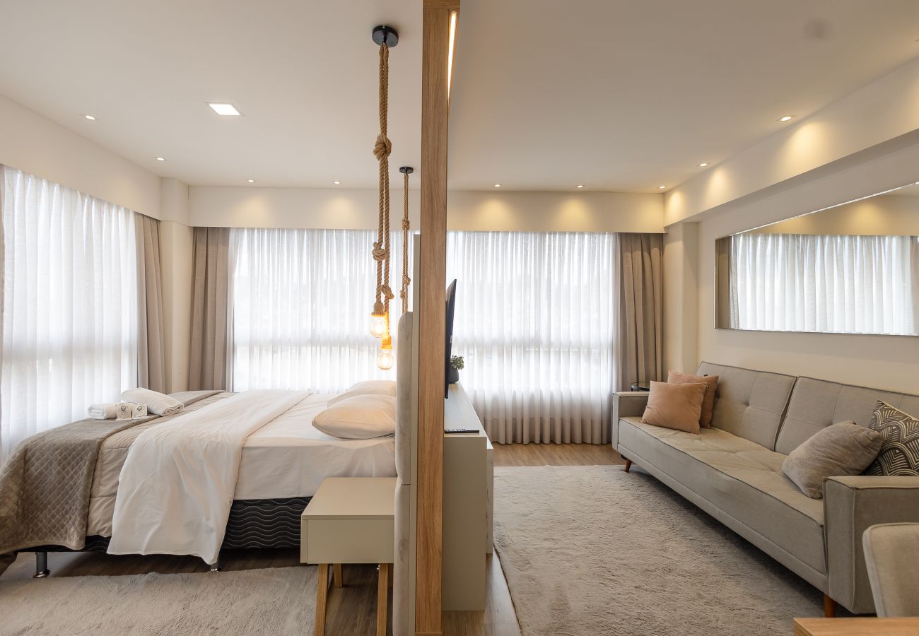 Apartamento em Gramado - Estúdio Moderno na Rua 24h, a 600m da Rua Coberta
