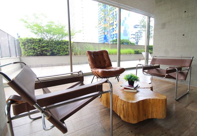 Estúdio em São Paulo - Apto nos Jardins com Ar/Wifi/Piscina Estúdio em São Paulo - Apto nos Jardins com Ar/Wifi/Piscina