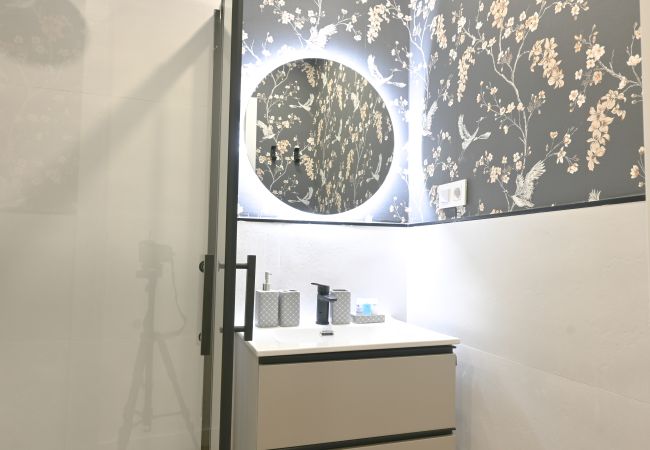 Apartamento em Madrid - Amplia Casa de 3 Dormitorios: Vive la Naturaleza a Pasos de Casa y Campo. Temporal Apartamento em Madrid - Amplia Casa de 3 Dormitorios: Vive la Naturaleza a Pasos de Casa y Campo. Temporal