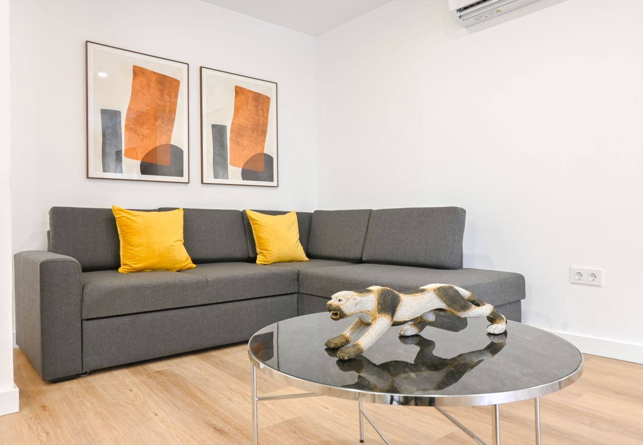 Apartamento em Madrid - Amplia Casa de 3 Dormitorios: Vive la Naturaleza a Pasos de Casa y Campo. Temporal Apartamento em Madrid - Amplia Casa de 3 Dormitorios: Vive la Naturaleza a Pasos de Casa y Campo. Temporal