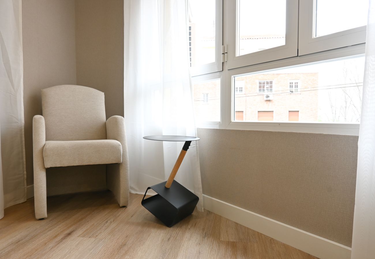 Apartamento em Madrid - Amplia Casa de 3 Dormitorios: Vive la Naturaleza a Pasos de Casa y Campo. Temporal Apartamento em Madrid - Amplia Casa de 3 Dormitorios: Vive la Naturaleza a Pasos de Casa y Campo. Temporal