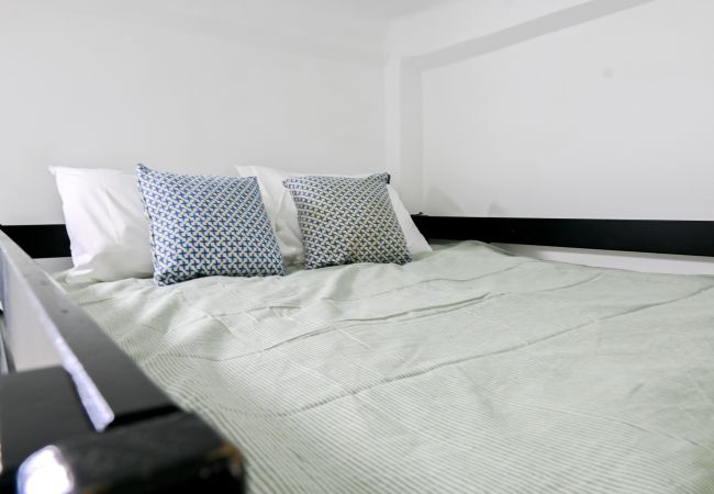 Estúdio em Madrid - M (RVI40) Coqueto apartamento de un dormitorio en Cuatro Caminos. Temporal Estúdio em Madrid - M (RVI40) Coqueto apartamento de un dormitorio en Cuatro Caminos. Temporal