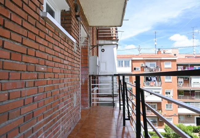 Apartamento em Madrid - Coqueto Apartamento de 2 dormitorios en Hortaleza Temporal Apartamento em Madrid - Coqueto Apartamento de 2 dormitorios en Hortaleza Temporal