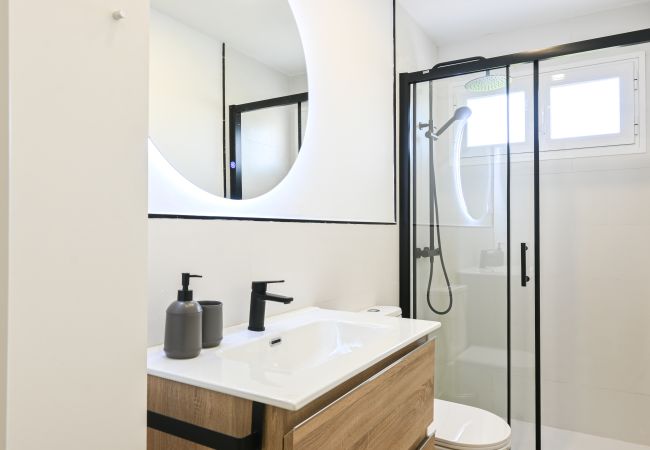 Apartamento em Madrid - Coqueto Apartamento de 2 dormitorios en Hortaleza Temporal Apartamento em Madrid - Coqueto Apartamento de 2 dormitorios en Hortaleza Temporal