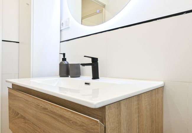 Apartamento em Madrid - Coqueto Apartamento de 2 dormitorios en Hortaleza Temporal Apartamento em Madrid - Coqueto Apartamento de 2 dormitorios en Hortaleza Temporal
