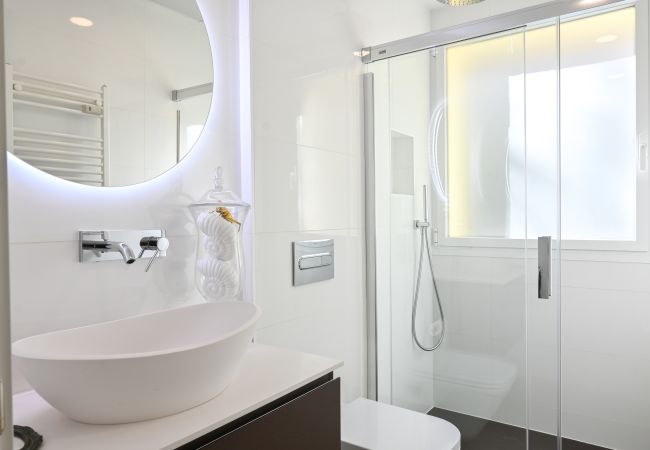 Apartamento em Madrid -  Bernabeu Stadium. Temporal Apartamento em Madrid -  Bernabeu Stadium. Temporal