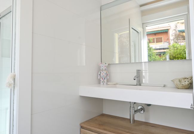 Apartamento em Madrid -  Bernabeu Stadium. Temporal Apartamento em Madrid -  Bernabeu Stadium. Temporal