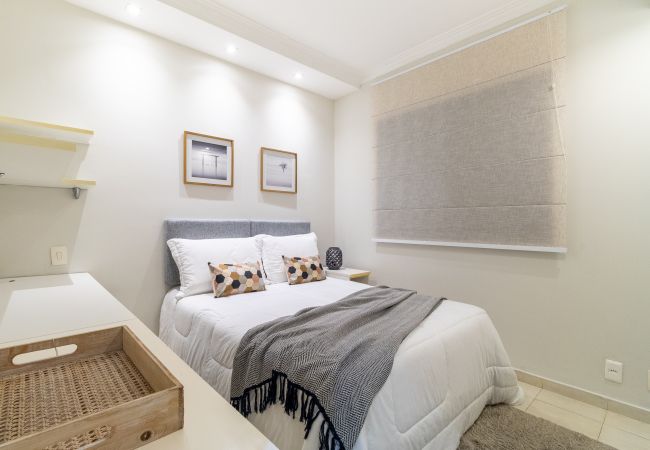 Apartamento em São Paulo - Apto nos Jardins com A/c e garagem Apartamento em São Paulo - Apto nos Jardins com A/c e garagem