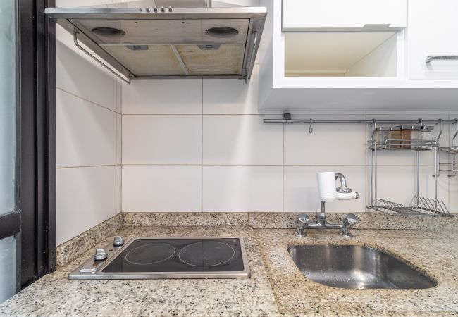 Apartamento em São Paulo - Apto nos Jardins com A/c e garagem Apartamento em São Paulo - Apto nos Jardins com A/c e garagem