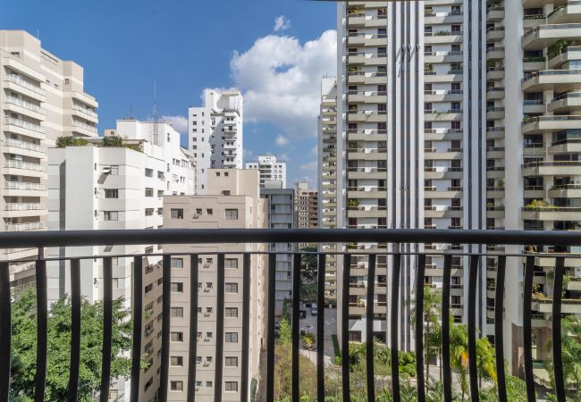 Apartamento em São Paulo - Apto nos Jardins com A/c e garagem Apartamento em São Paulo - Apto nos Jardins com A/c e garagem