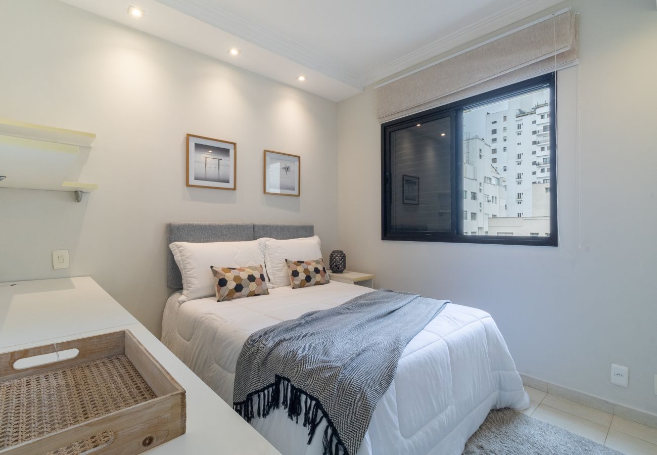 Apartamento em São Paulo - Apto nos Jardins com A/c e garagem Apartamento em São Paulo - Apto nos Jardins com A/c e garagem