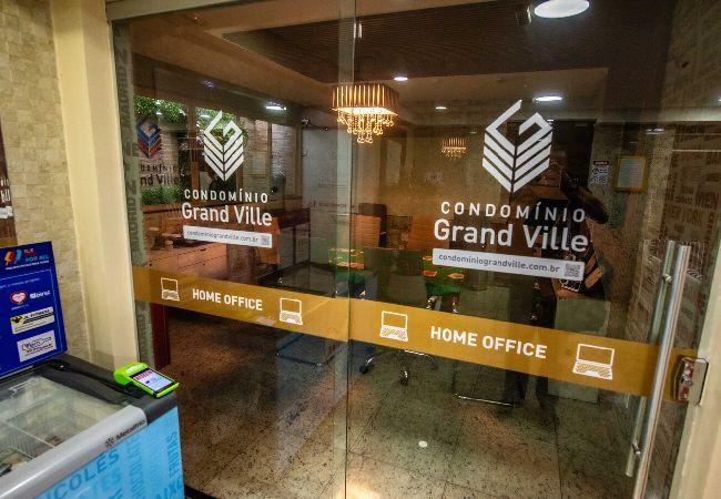 Apartamento em Brasilia - Apto p/ home office c boa localização - Asa Sul/DF Apartamento em Brasilia - Apto p/ home office c boa localização - Asa Sul/DF