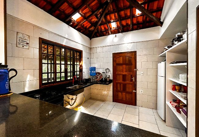 Casa em São Paulo - Casa de campo com churrasq e piscina em Emburá/SP Casa em São Paulo - Casa de campo com churrasq e piscina em Emburá/SP