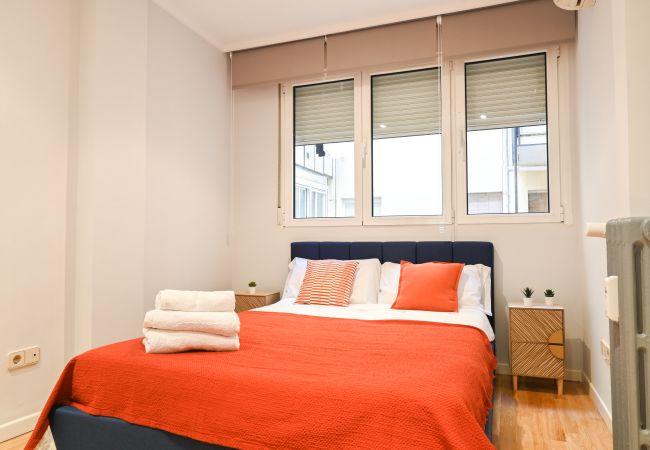 Apartamento em Madrid - Apartamento Espacioso de Tres Dormitorios a pocos minutos del Bernabeu en Madrid .Temporal Apartamento em Madrid - Apartamento Espacioso de Tres Dormitorios a pocos minutos del Bernabeu en Madrid .Temporal