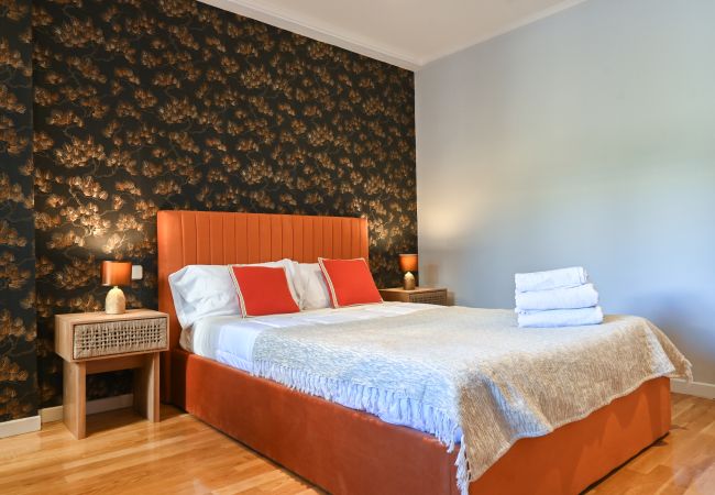 Apartamento em Madrid - Apartamento Espacioso de Tres Dormitorios a pocos minutos del Bernabeu en Madrid .Temporal Apartamento em Madrid - Apartamento Espacioso de Tres Dormitorios a pocos minutos del Bernabeu en Madrid .Temporal