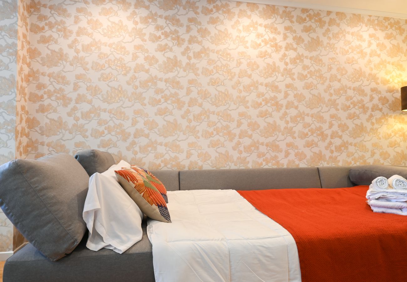 Apartamento em Madrid - Apartamento Espacioso de Tres Dormitorios a pocos minutos del Bernabeu en Madrid .Temporal Apartamento em Madrid - Apartamento Espacioso de Tres Dormitorios a pocos minutos del Bernabeu en Madrid .Temporal