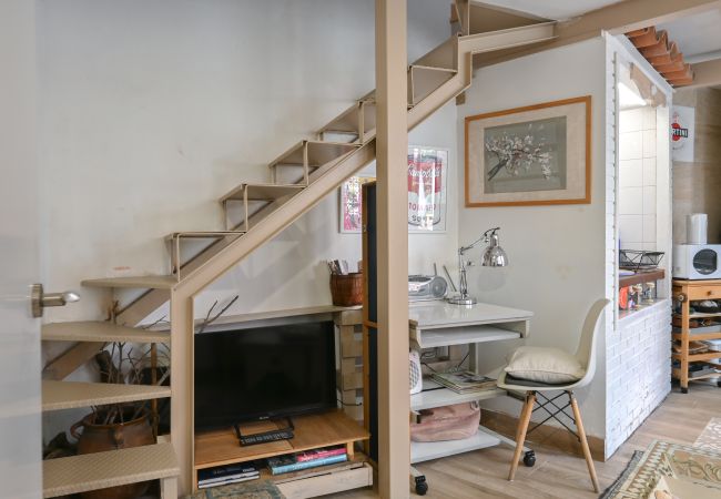 Apartamento em Madrid - Coqueto estudio con piscina en Ciudad Lineal  Apartamento em Madrid - Coqueto estudio con piscina en Ciudad Lineal