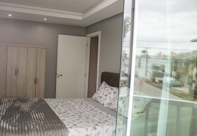 Apartamento em Biguaçu - Loft com Wi-Fi e ótima localização em Biguaçu/SC Apartamento em Biguaçu - Loft com Wi-Fi e ótima localização em Biguaçu/SC