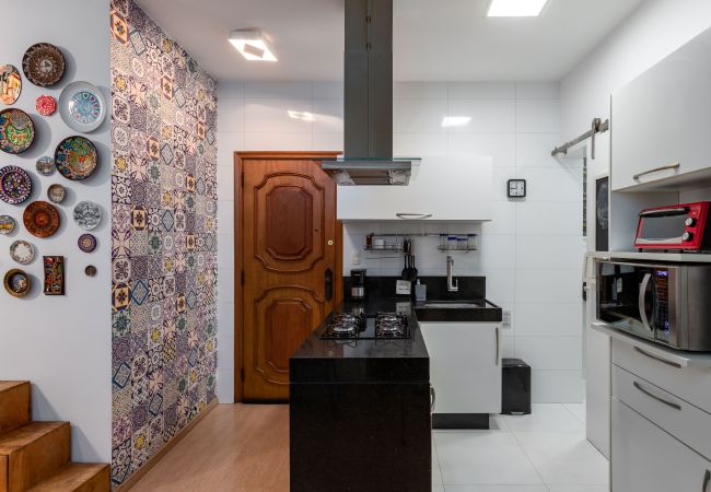 Apartamento em Rio de Janeiro - 7 minutos da praia de Copacabana | STC504 Apartamento em Rio de Janeiro - 7 minutos da praia de Copacabana | STC504