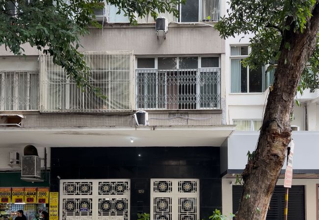 Apartamento em Rio de Janeiro - 7 minutos da praia de Copacabana | STC504 Apartamento em Rio de Janeiro - 7 minutos da praia de Copacabana | STC504