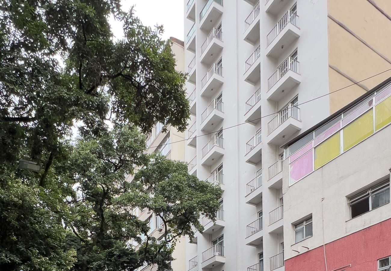 Apartamento em Rio de Janeiro - 7 minutos da praia de Copacabana | STC504 Apartamento em Rio de Janeiro - 7 minutos da praia de Copacabana | STC504