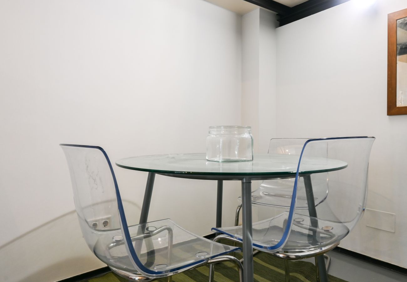 Apartamento em Madrid - Coqueto y acogedor apartamento con estilo industrial en Barrio Prosperidad - Madrid Temporal  Apartamento em Madrid - Coqueto y acogedor apartamento con estilo industrial en Barrio Prosperidad - Madrid Temporal