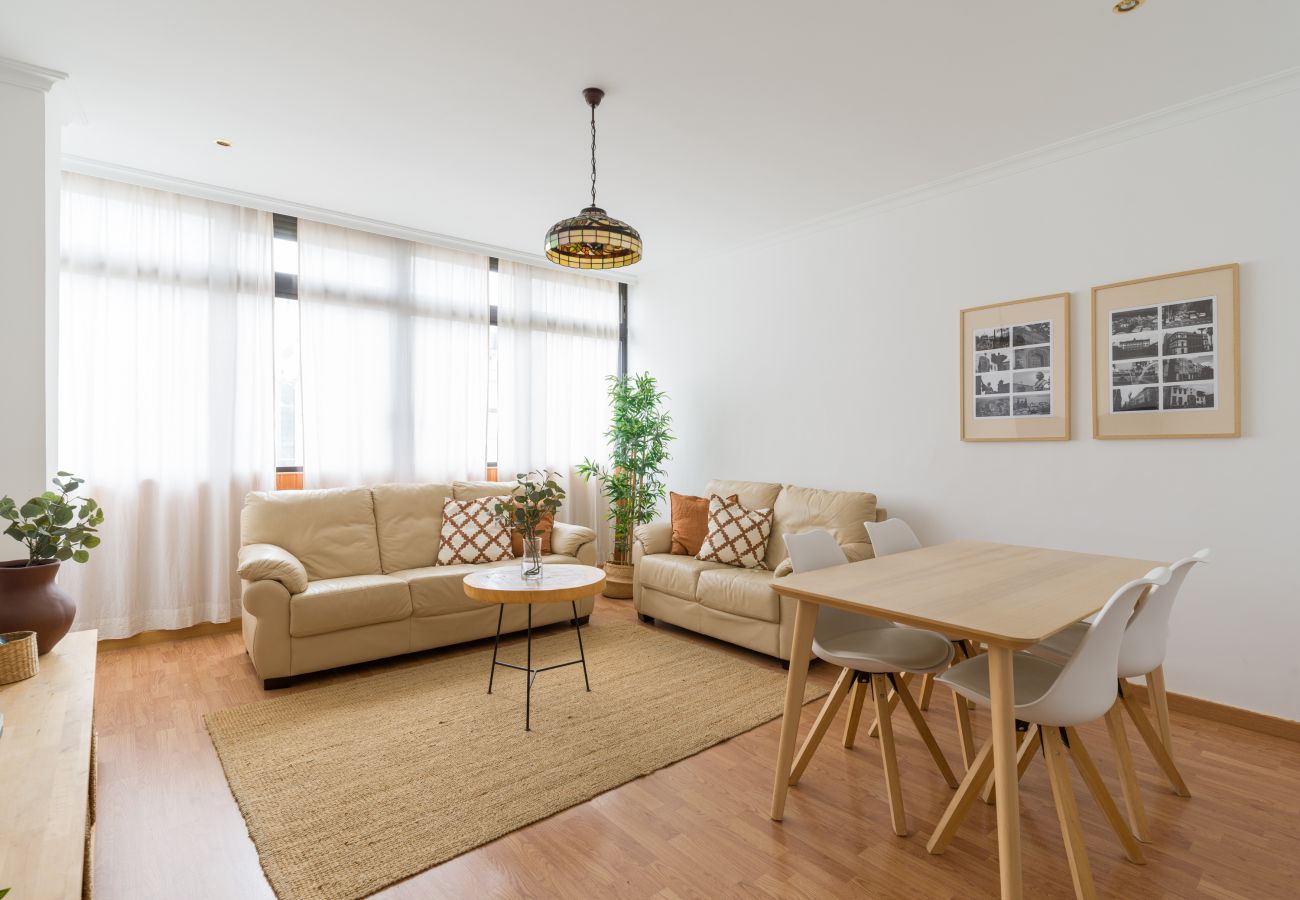 Apartamento em Las Palmas de Gran Canaria - Moderno piso de 3 habitaciones cerca de Triana
