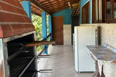 Casa em Extrema - Chácara com Piscina e Churrasqueira em Extrema MG