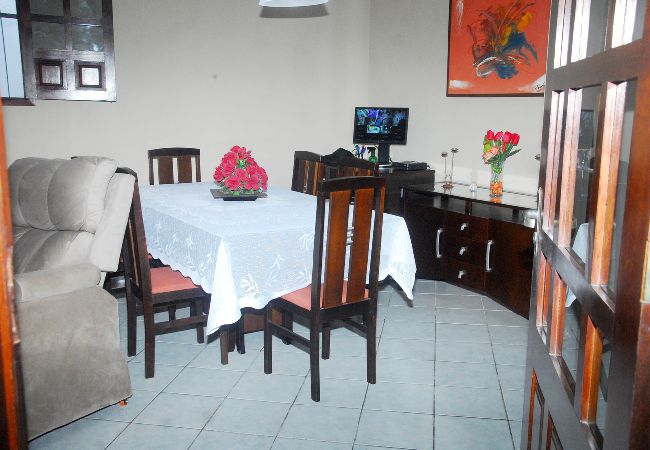 Casa em Campina Grande - Casa com Wi-Fi e churrasq em Campina Grande/PB Casa em Campina Grande - Casa com Wi-Fi e churrasq em Campina Grande/PB