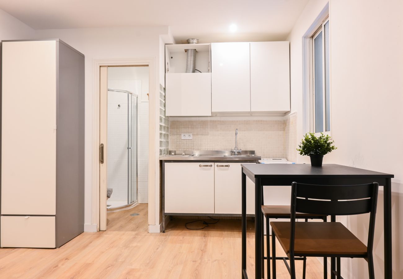 Estúdio em Madrid - Lindo estudio en barrio Justicia SLR16 Estúdio em Madrid - Lindo estudio en barrio Justicia SLR16