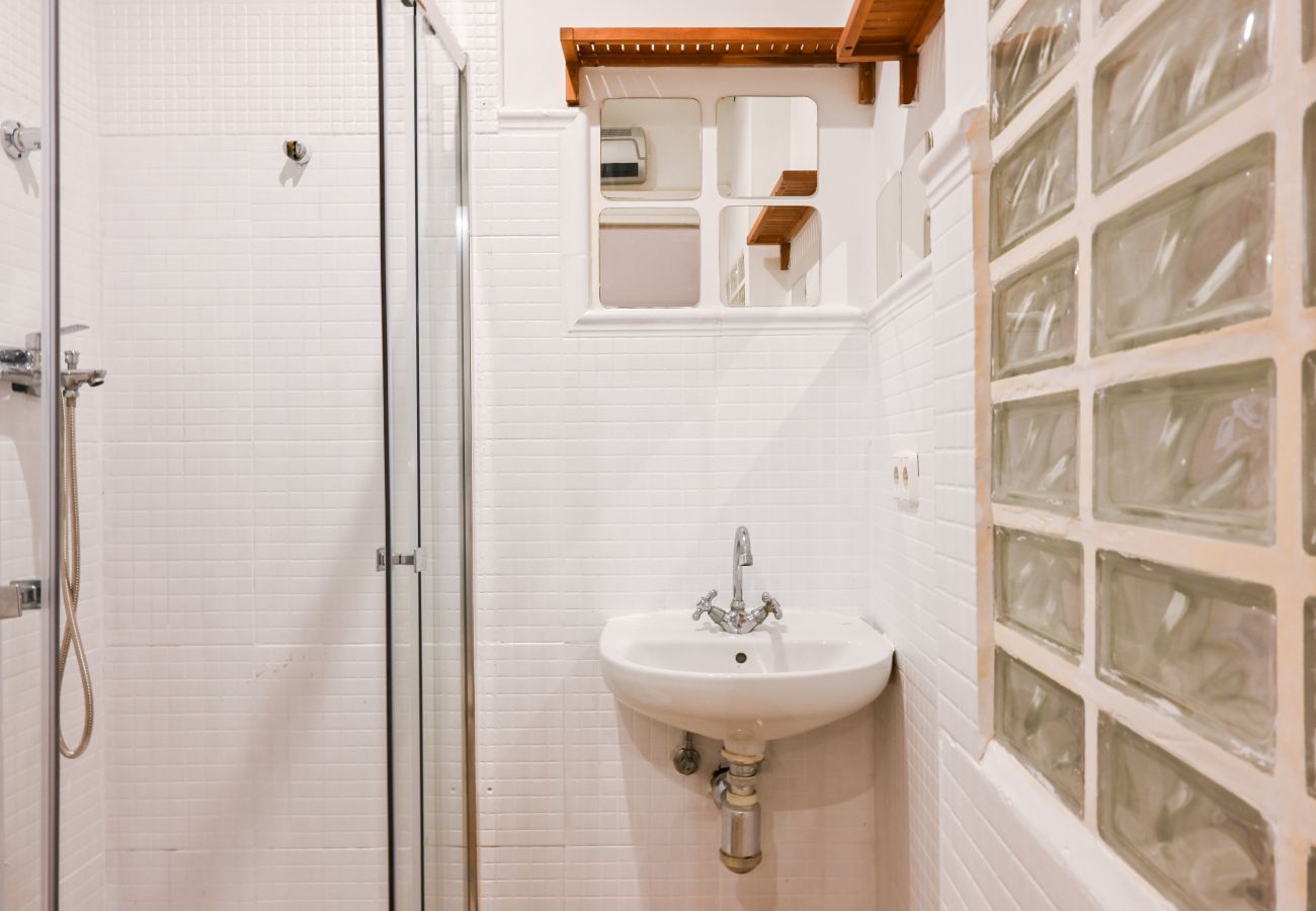 Estúdio em Madrid - Lindo estudio en barrio Justicia SLR16 Estúdio em Madrid - Lindo estudio en barrio Justicia SLR16