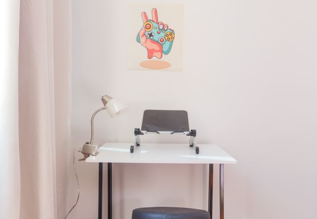 Apartamento em Rio de Janeiro - NS604| quarto e sala à 400m da praia Apartamento em Rio de Janeiro - NS604| quarto e sala à 400m da praia