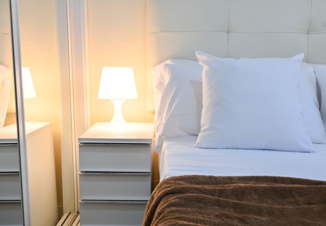 Apartamento em Madrid - Coqueto Apartamento de dos dormitorios en Delicias .Temporal  Apartamento em Madrid - Coqueto Apartamento de dos dormitorios en Delicias .Temporal