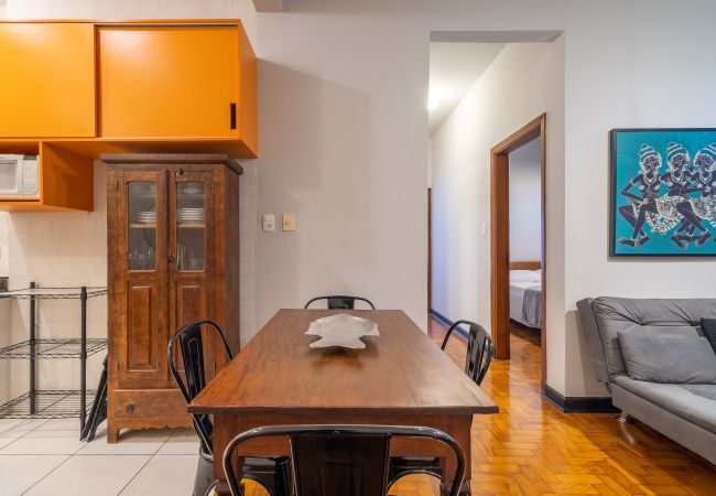 Apartamento em São Paulo - Apartamento Amplo Prox HC São Paulo  Apartamento em São Paulo - Apartamento Amplo Prox HC São Paulo