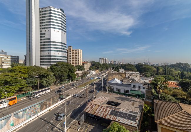 Apartamento em São Paulo - Apartamento Amplo Prox HC São Paulo  Apartamento em São Paulo - Apartamento Amplo Prox HC São Paulo