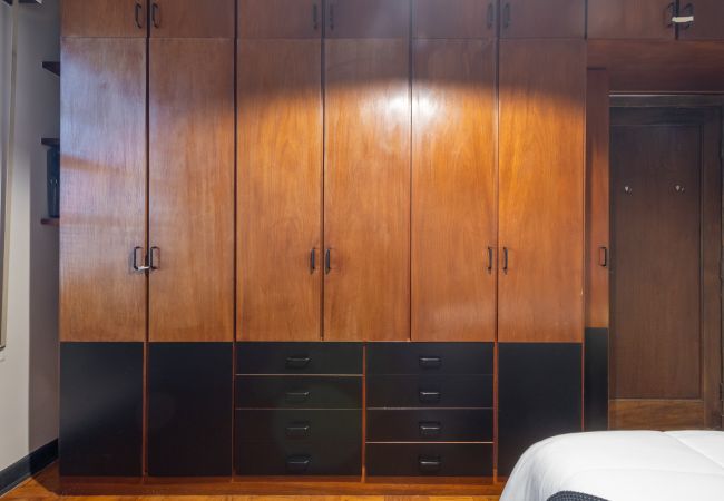 Apartamento em São Paulo - Apartamento Amplo Prox HC São Paulo  Apartamento em São Paulo - Apartamento Amplo Prox HC São Paulo