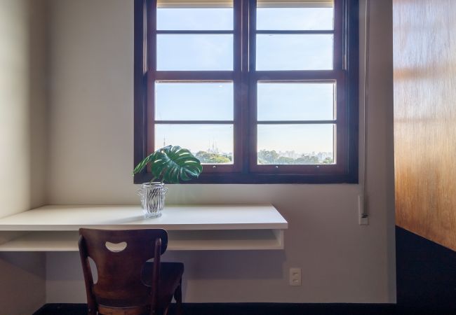 Apartamento em São Paulo - Apartamento Amplo Prox HC São Paulo  Apartamento em São Paulo - Apartamento Amplo Prox HC São Paulo