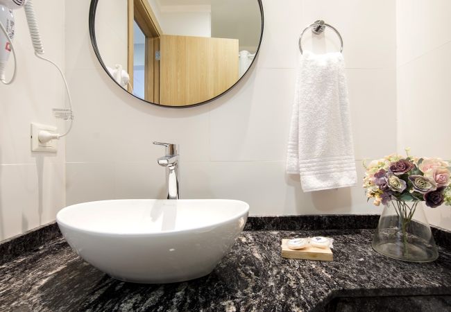 Estúdio em San Carlos de Bariloche - Picaflor Rubi apartamento bem no centro de Bariloche Estúdio em San Carlos de Bariloche - Picaflor Rubi apartamento bem no centro de Bariloche